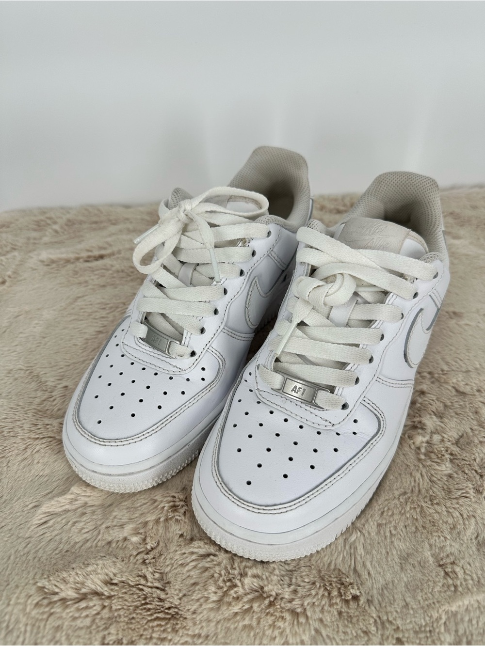 NIKE Air Force 1 "07 Low Rise Women Athletic White Shoe Sneakers Size 5 - Picture 5 of 14